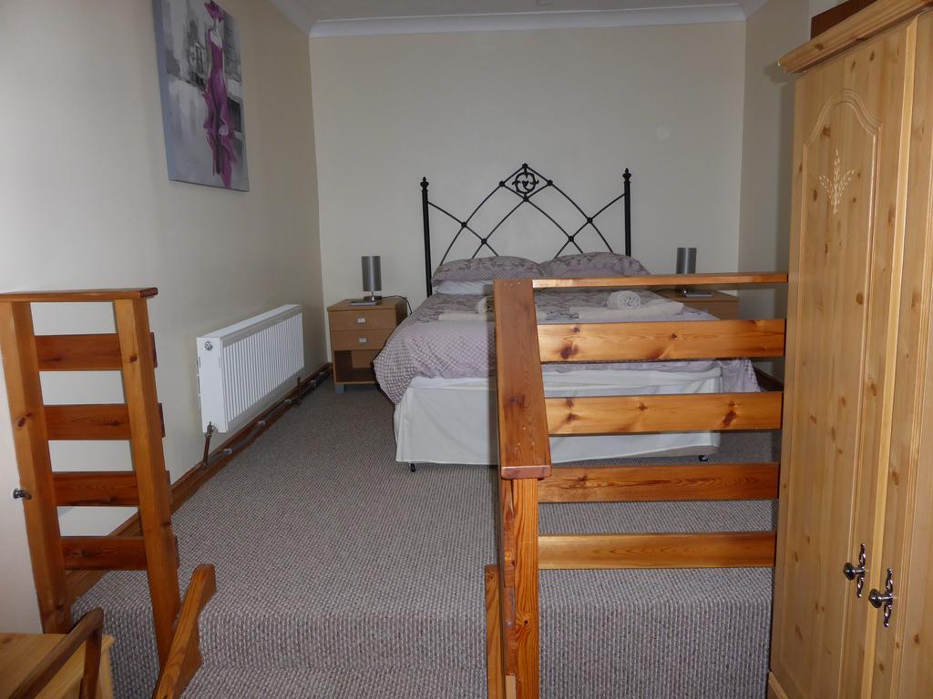 Treetops Bungalow Loch Ness Drumnadrochit Buitenkant foto