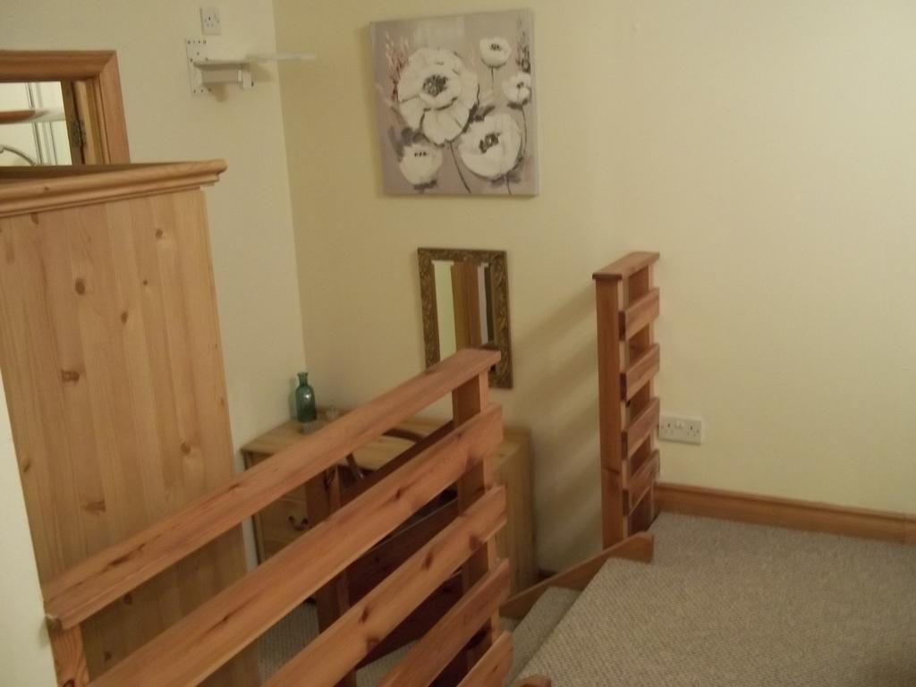 Treetops Bungalow Loch Ness Drumnadrochit Buitenkant foto