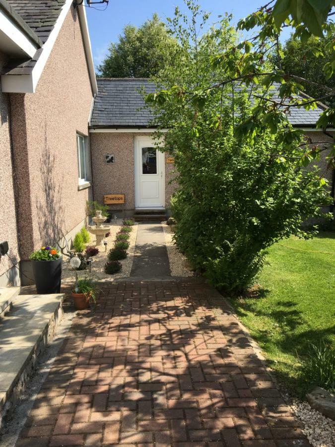 Treetops Bungalow Loch Ness Drumnadrochit Buitenkant foto